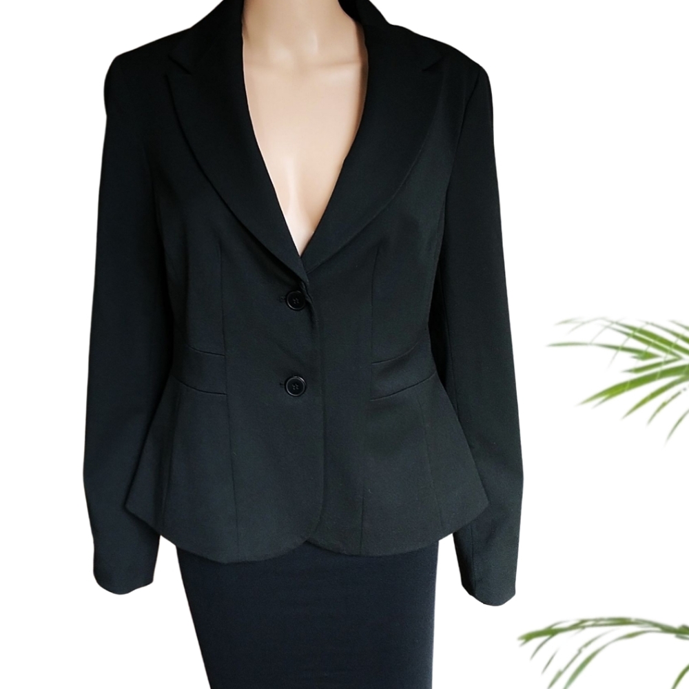 New York & Company Women's Two-button Stretch Black Blazer NWOT Size 12